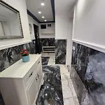 Apartment Luxury Continental Two *