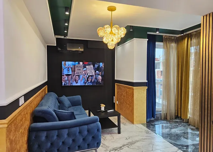 Luxury Continental Two דירה *