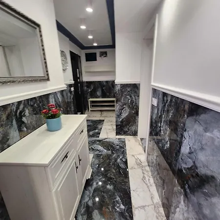 Appartement Luxury Continental Two *